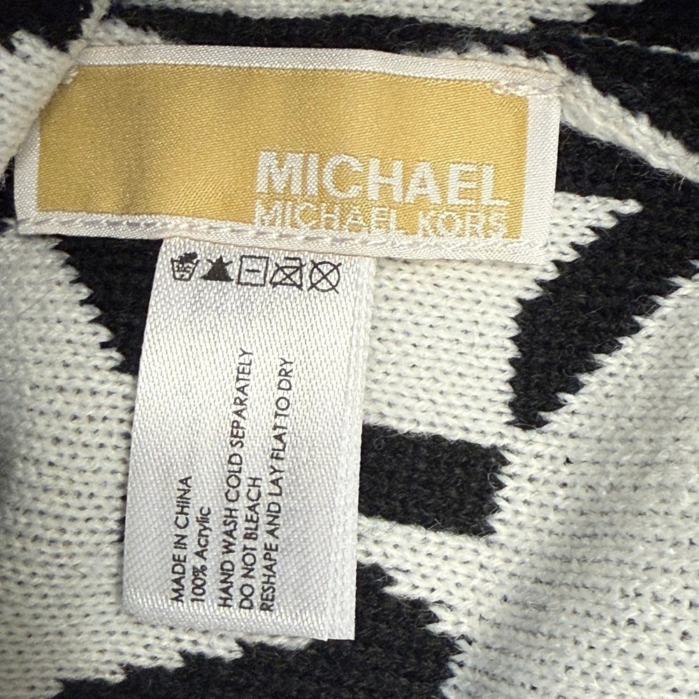 Michael Kors MK Logo Scarf and Hat Set Black White‎ Acrylic Winter Warm - Picture 2 of 5